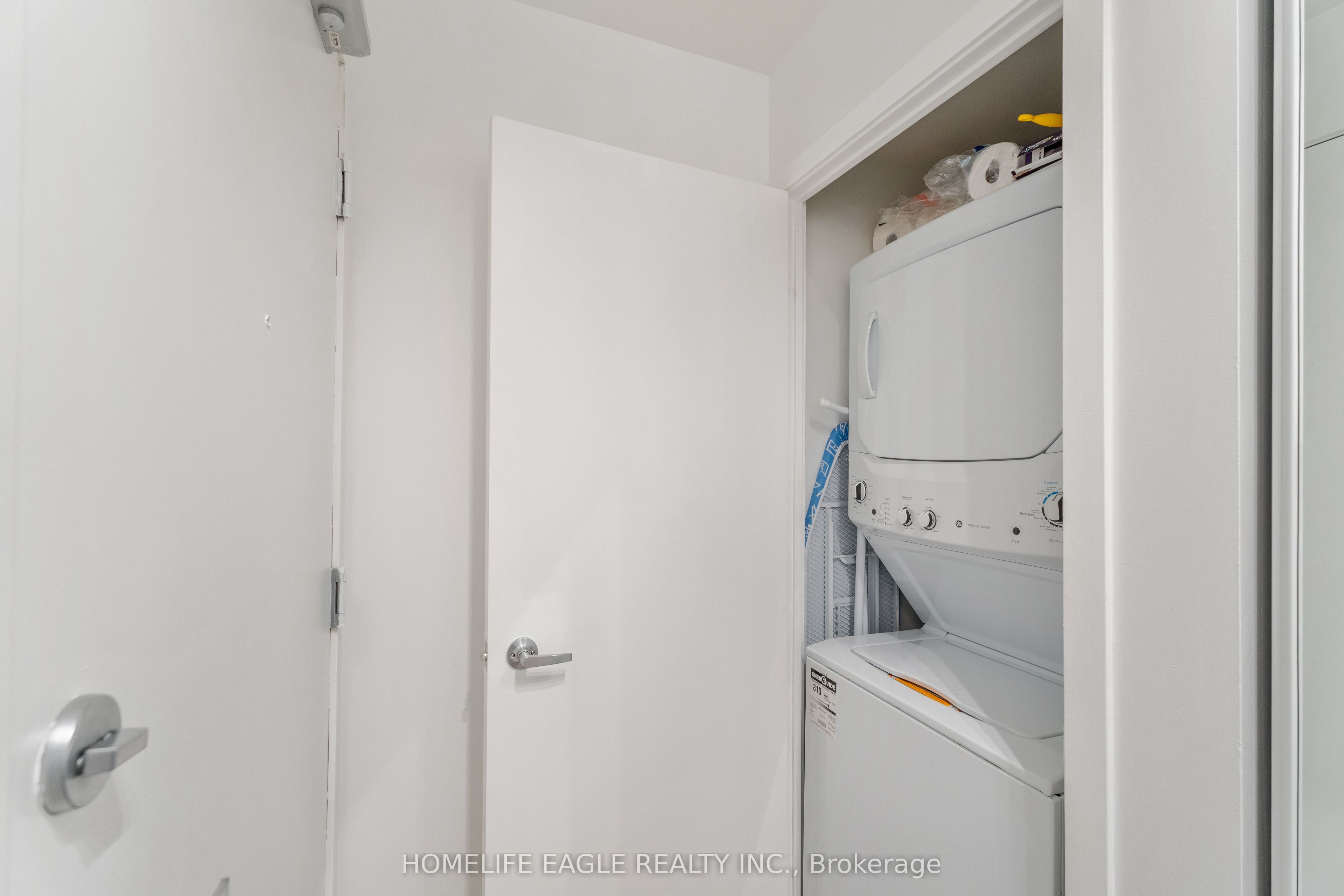 18 Rean Drive, #222