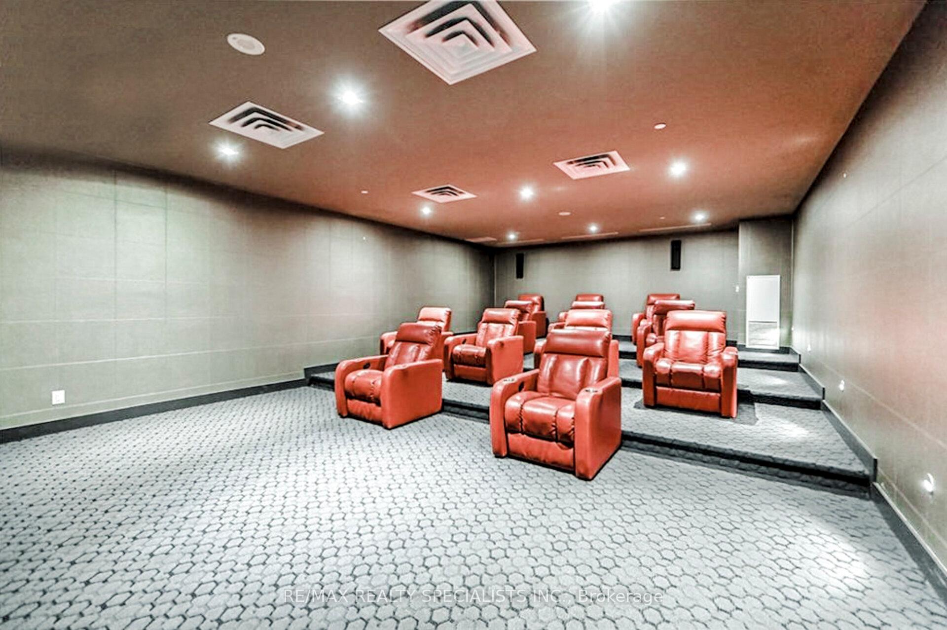 2 Bedrooms Condo at 510 Curran,  Mississauga For sale