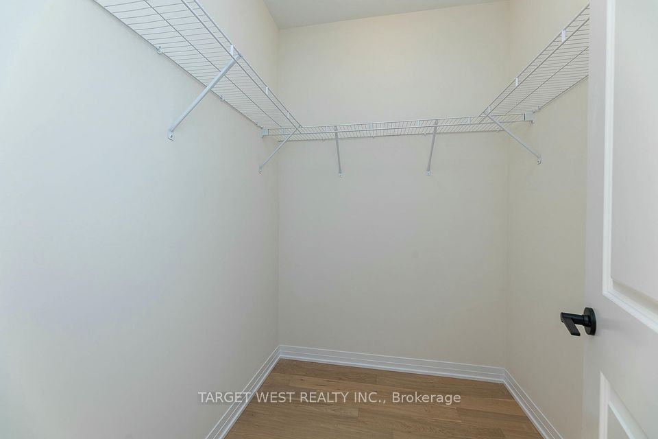 Walk in Closet