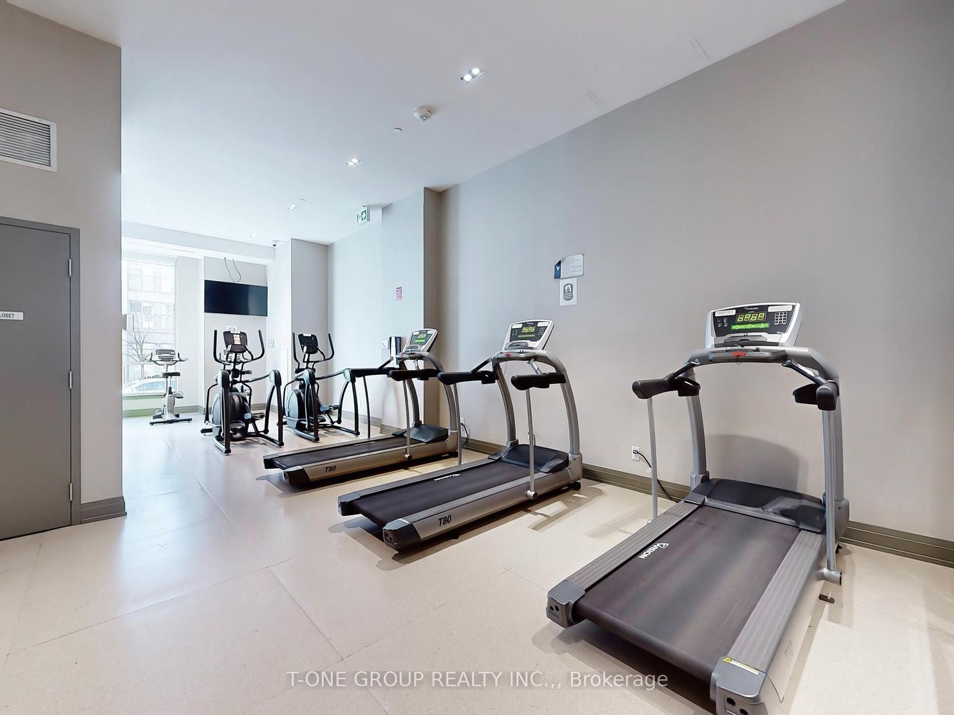 2 Bedrooms Condo at 591 Sheppard, Toronto For sale