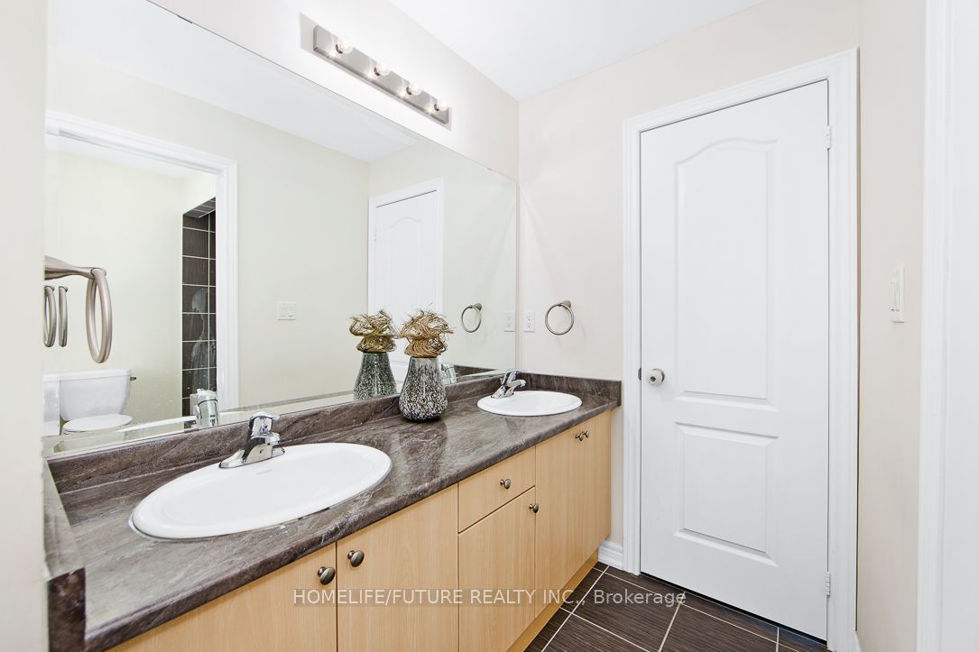 35 Gordon Landon Drive