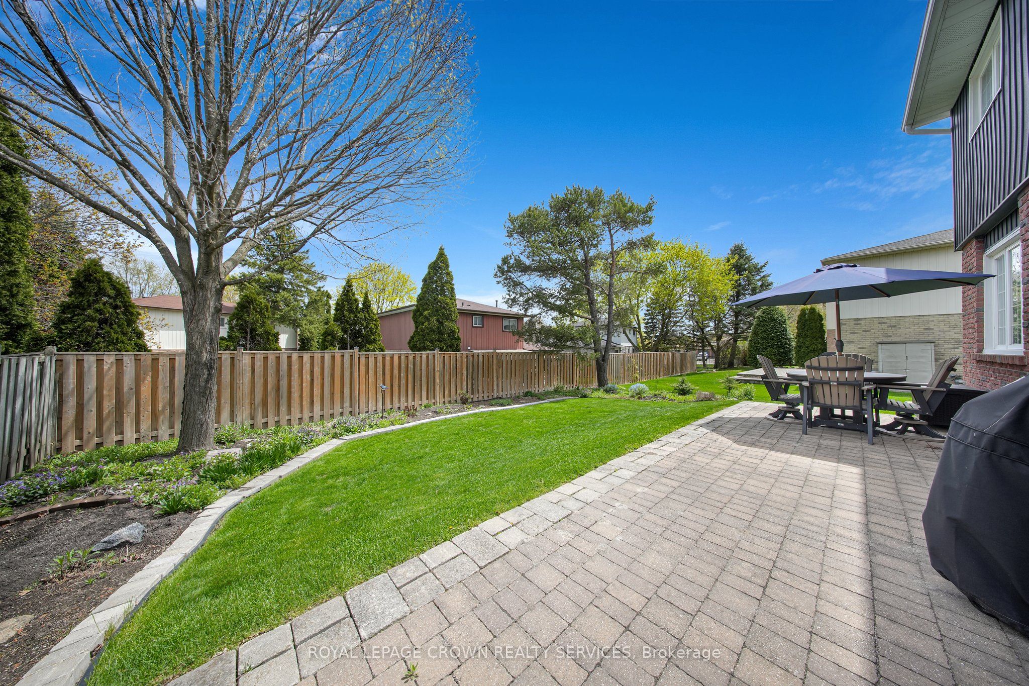 383 Ashworth Drive