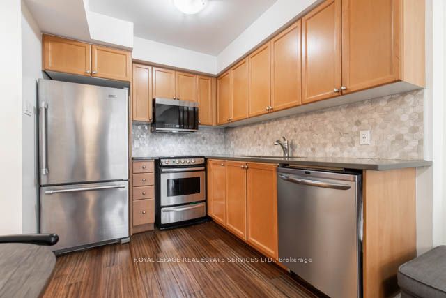 4975 Southampton Drive, #272