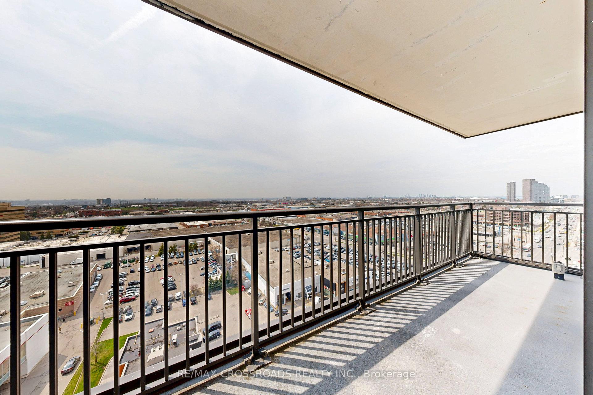 1 Bedroom Condo at 3091 Dufferin, Toronto For sale