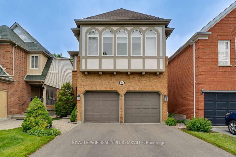 2853 Cartwright