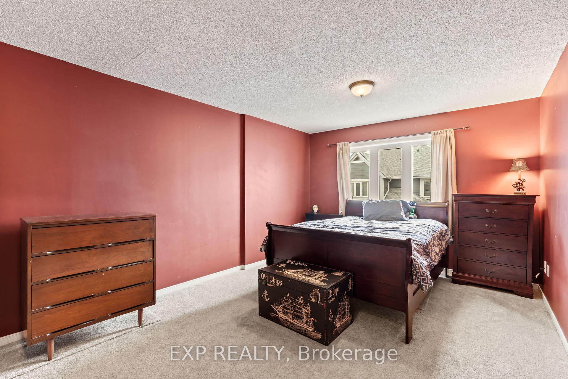 3 Bedrooms Condo at 2205 South Millway,  Mississauga For sale