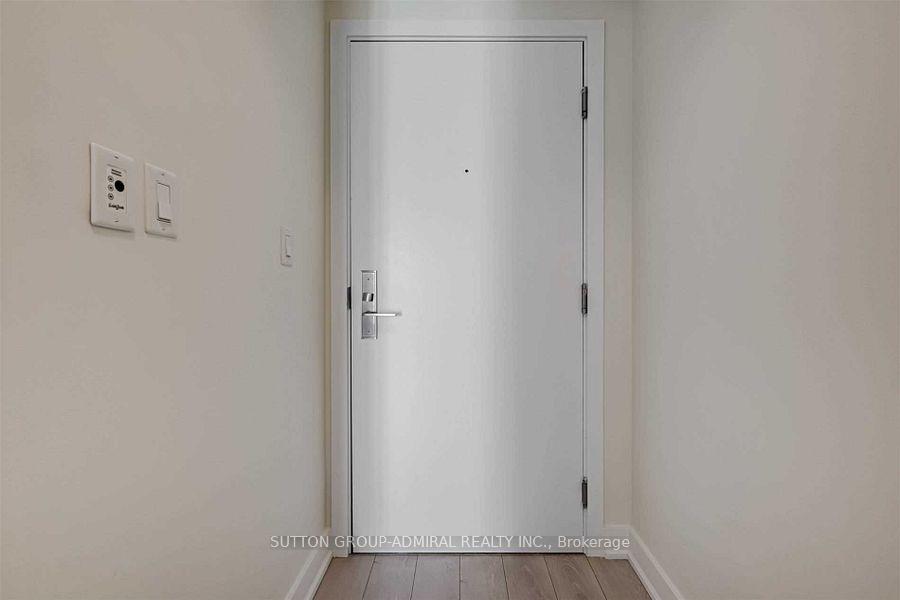 2 Bedrooms Condo at 5740 Yonge, Toronto For sale
