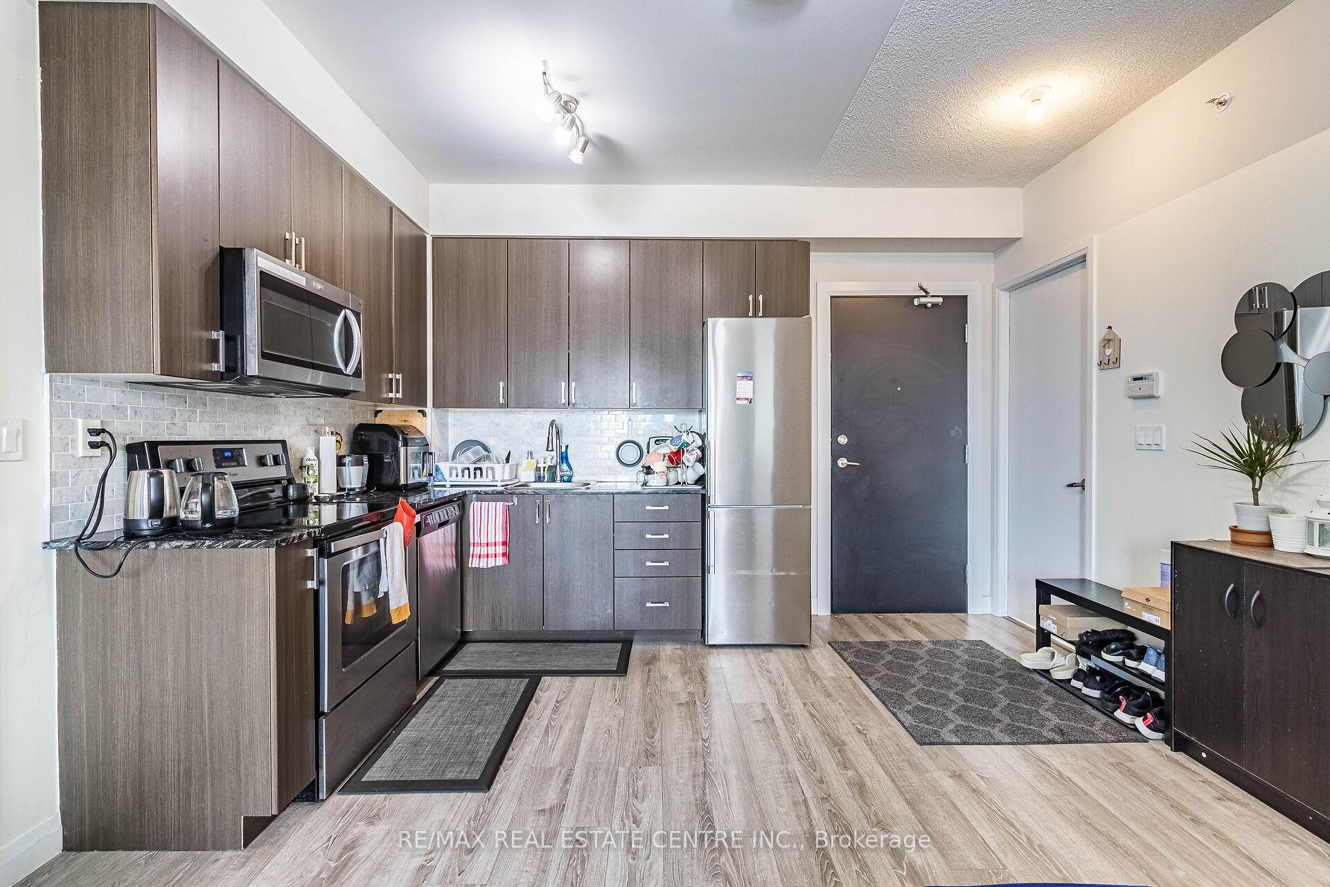 2 Bedrooms Condo at 22 East Haven,  Toronto For sale