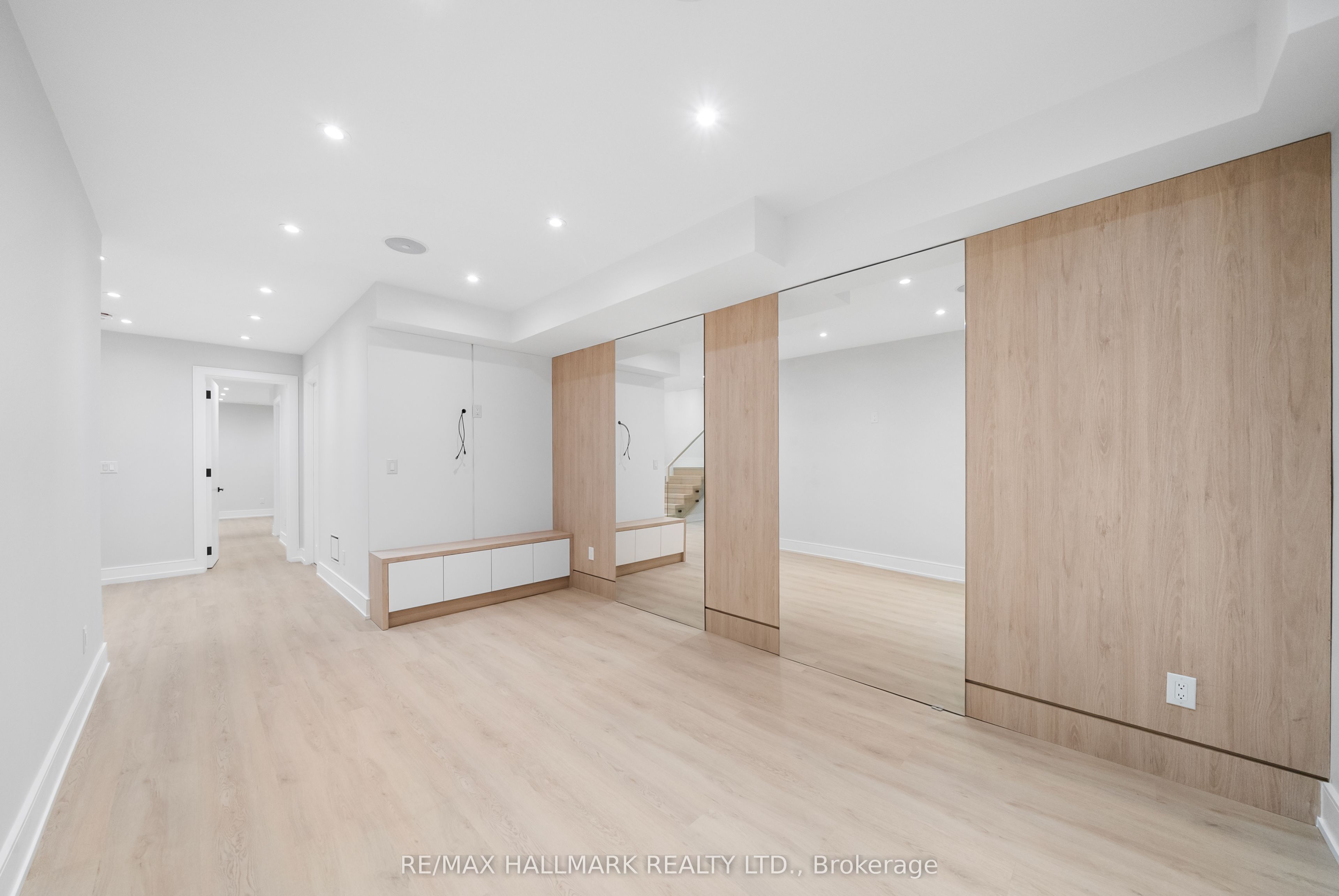 112 Randolph Road