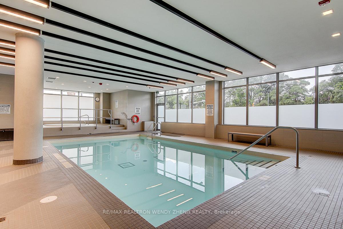 2 Bedrooms Condo at 52 Forest Manor, Toronto For sale