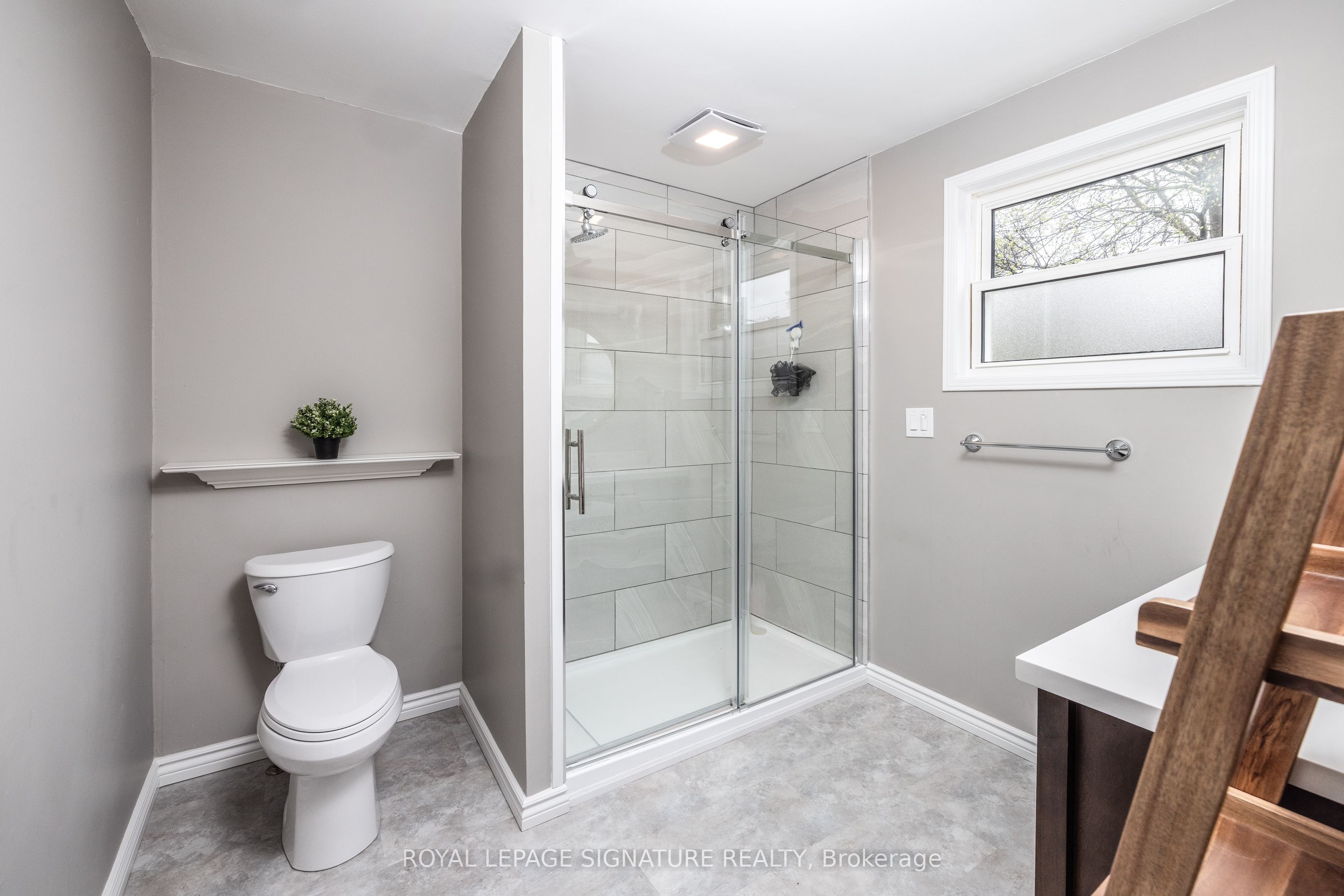 48 Jerman Street, #8