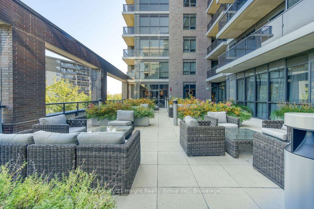 1 Bedroom Condo at 10 Gibbs,  Toronto For sale