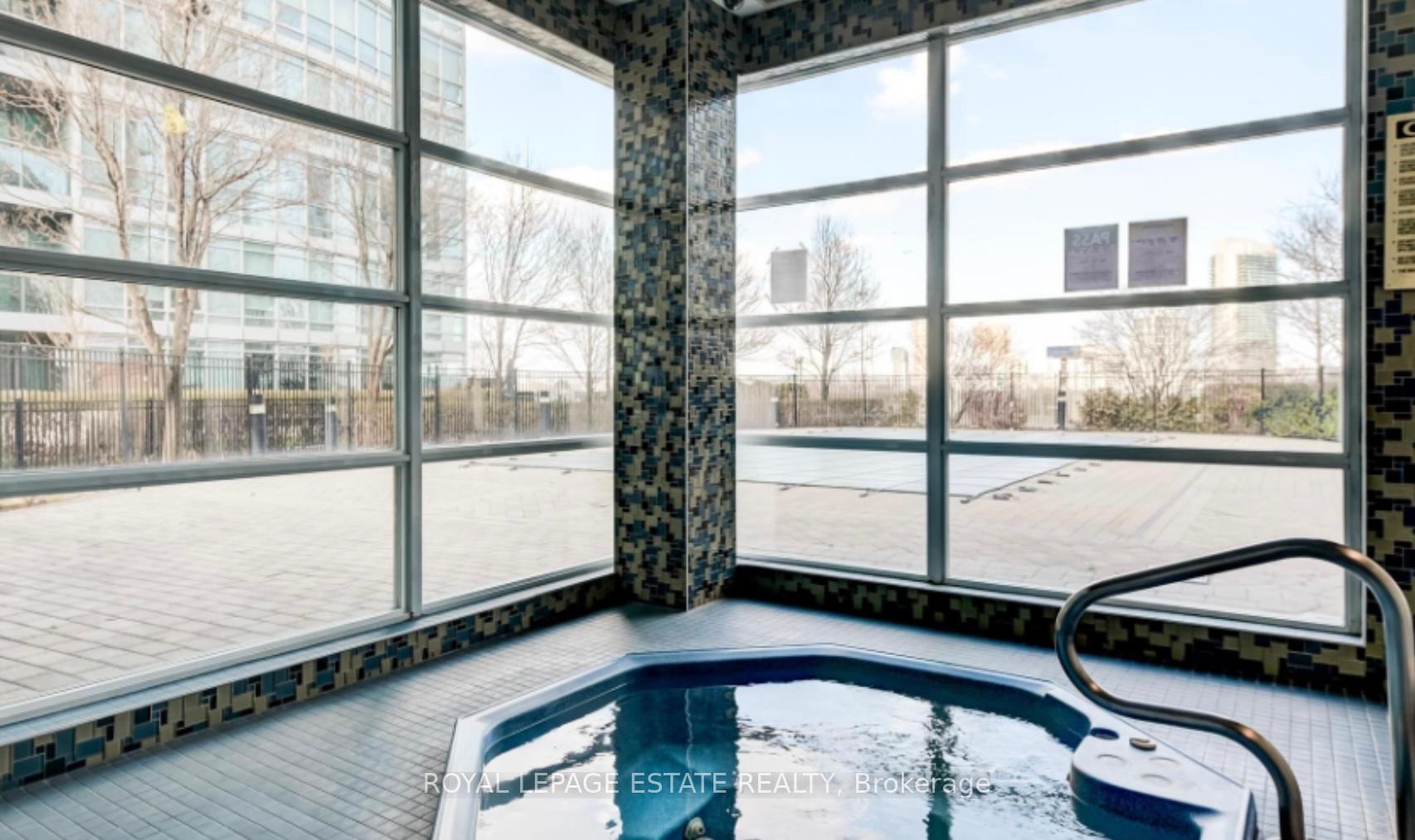 2 Bedrooms Condo at 185 Legion,  Toronto For sale