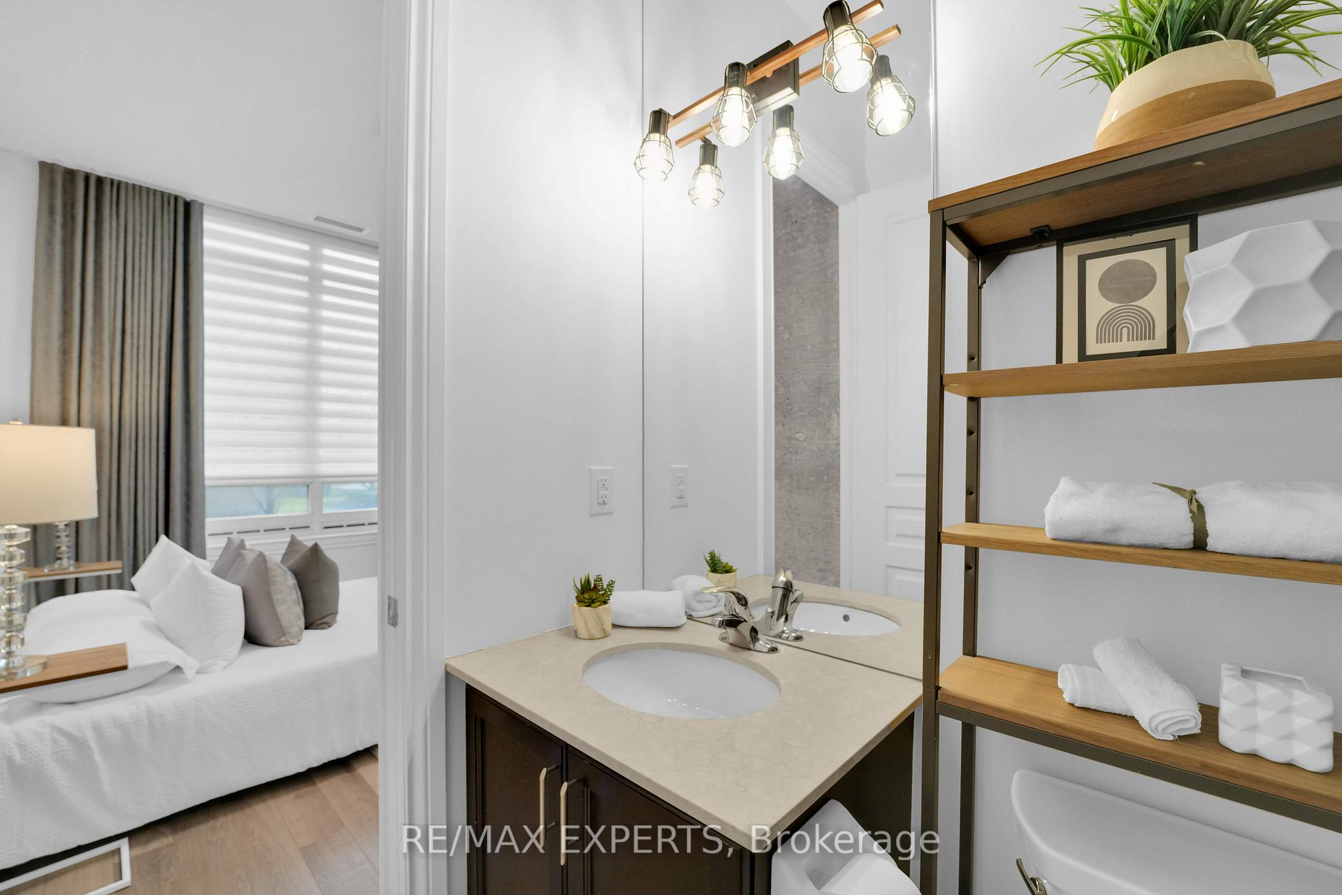 1 Bedroom Condo at 9255 JANE,  Vaughan For sale