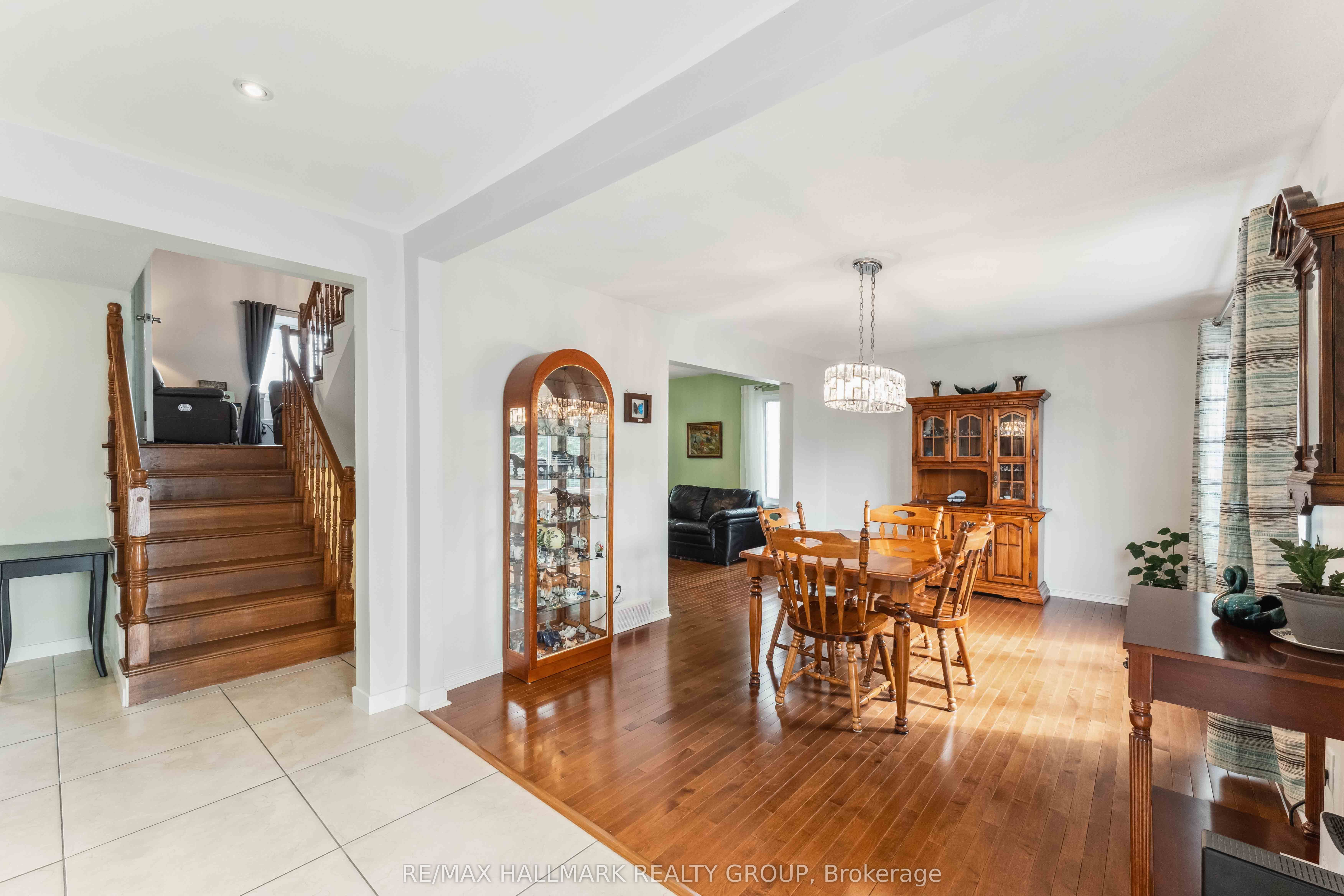 1465 Michaelsem Street, OrleansConventGlenandArea, ON K1C 7C3