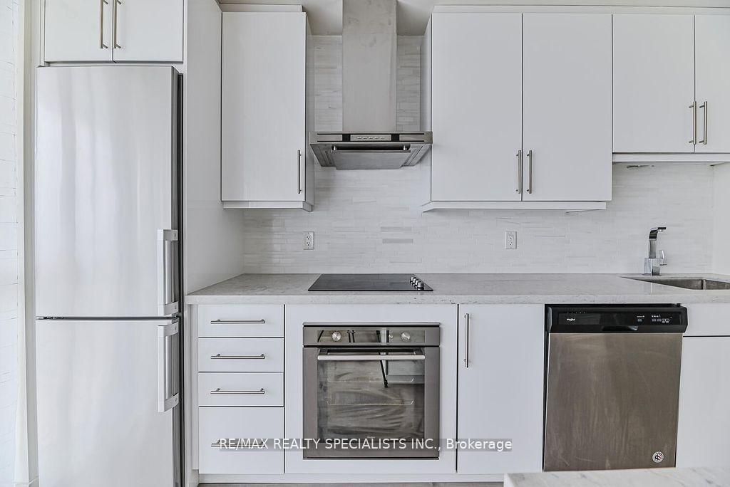 1 Bedroom Condo at 2087 Fairview, Burlington For sale
