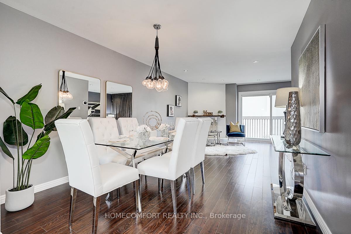 3 Bedrooms Condo at 68 Maris Shepway, Toronto For sale