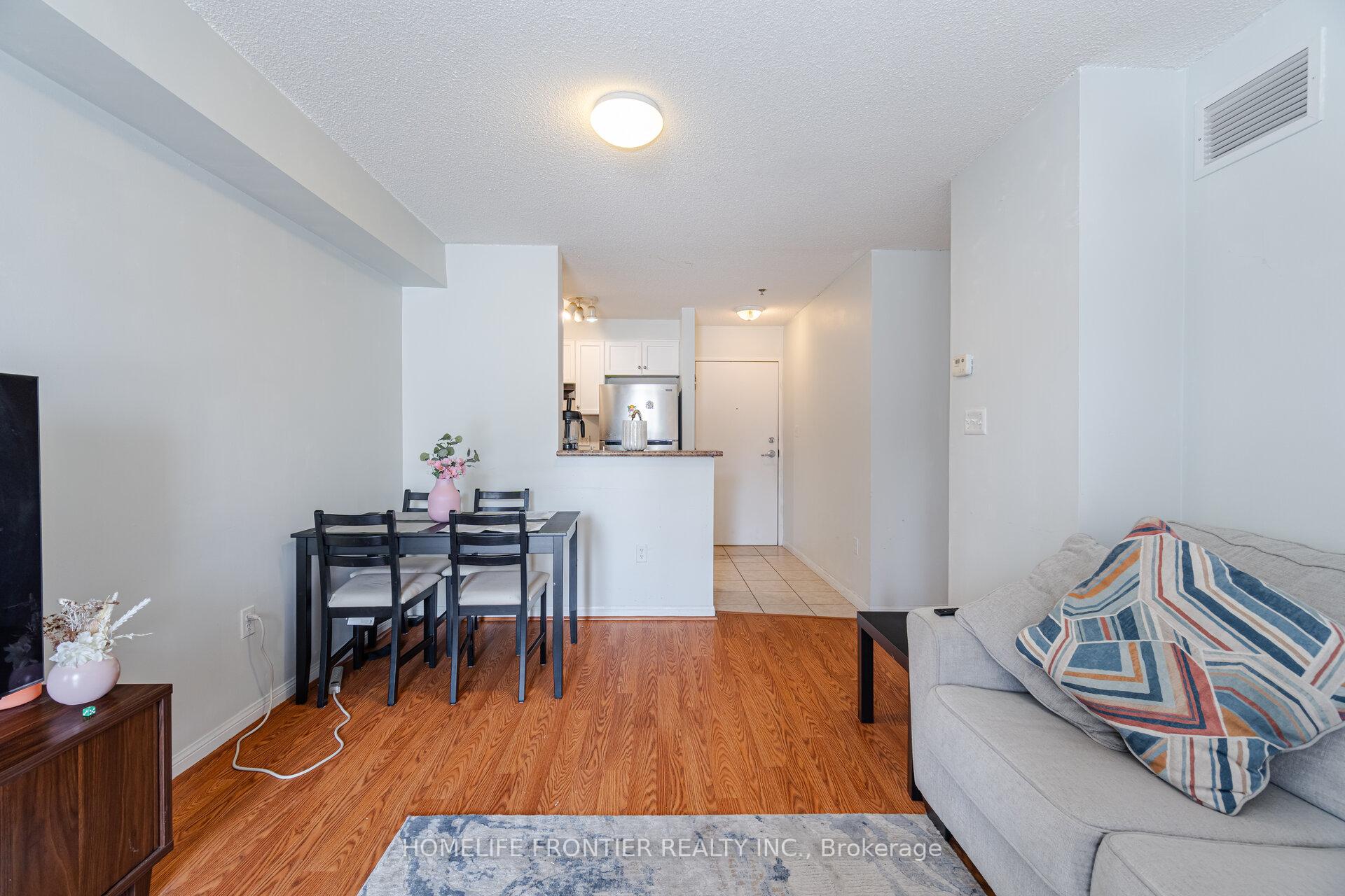 2 Bedrooms Condo at 5225 Finch,  Toronto For sale