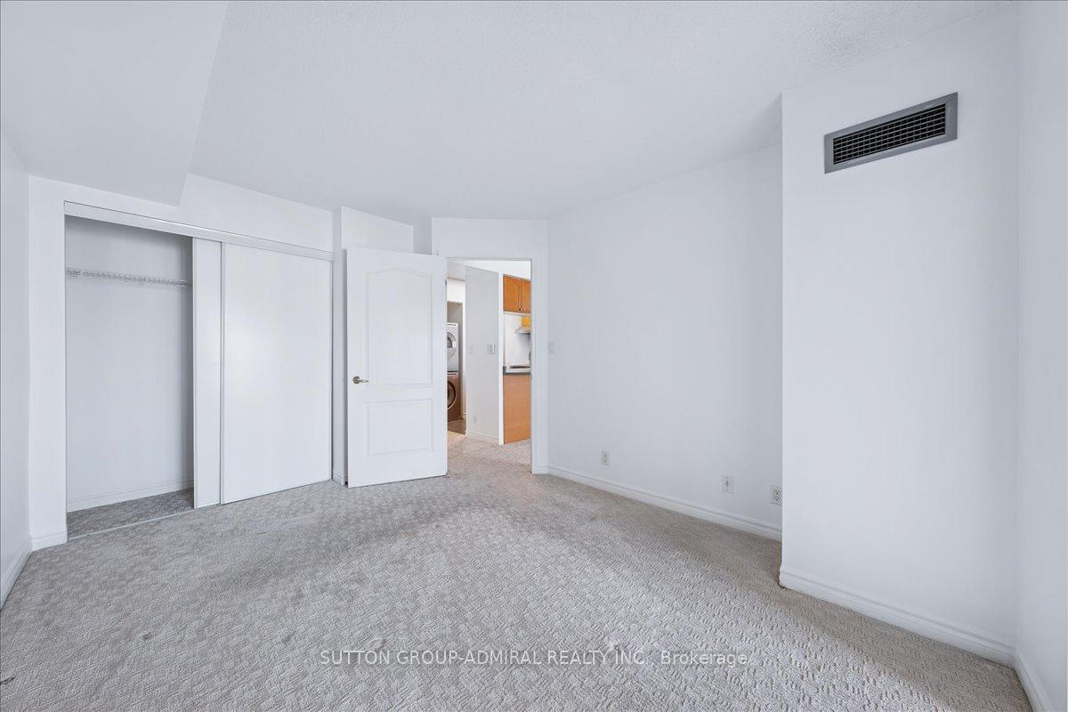 2 Bedrooms Condo at 745 New Westminster, Vaughan For sale