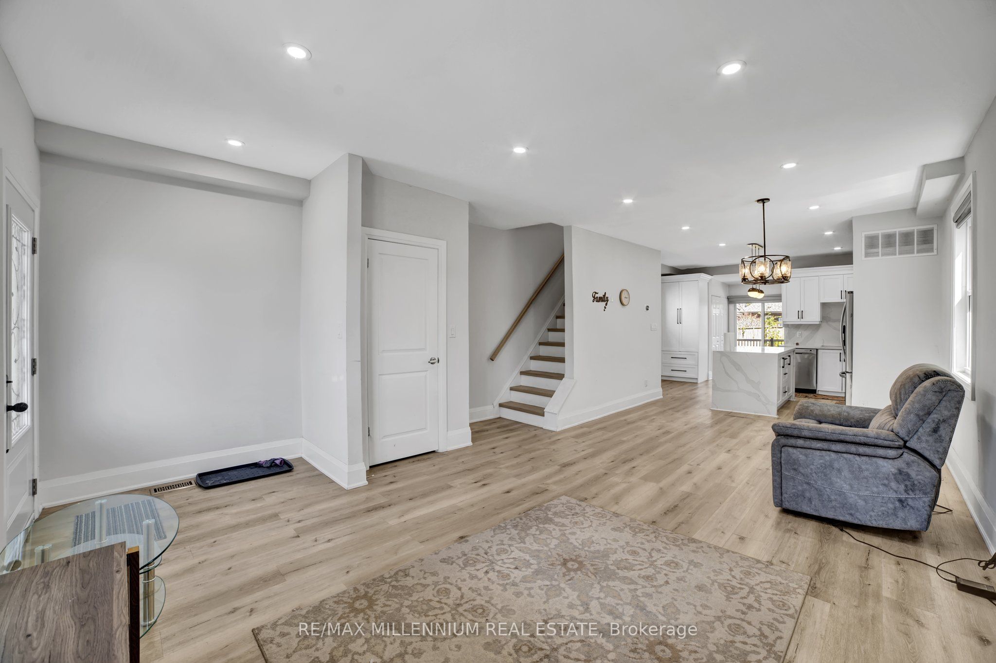 28 Albemarle Street