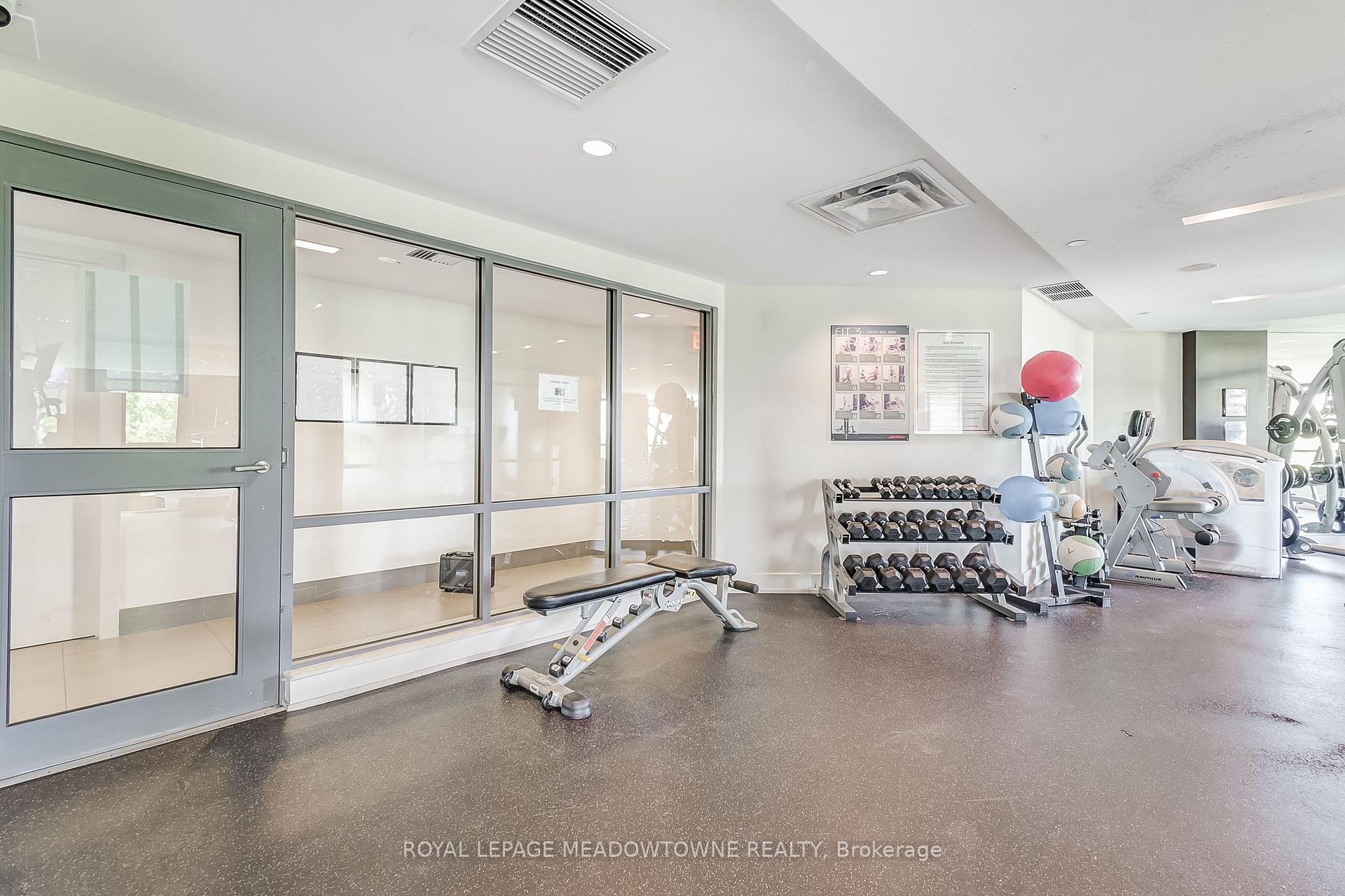 2 Bedrooms Condo at 225 Sherway Gardens, Toronto For sale