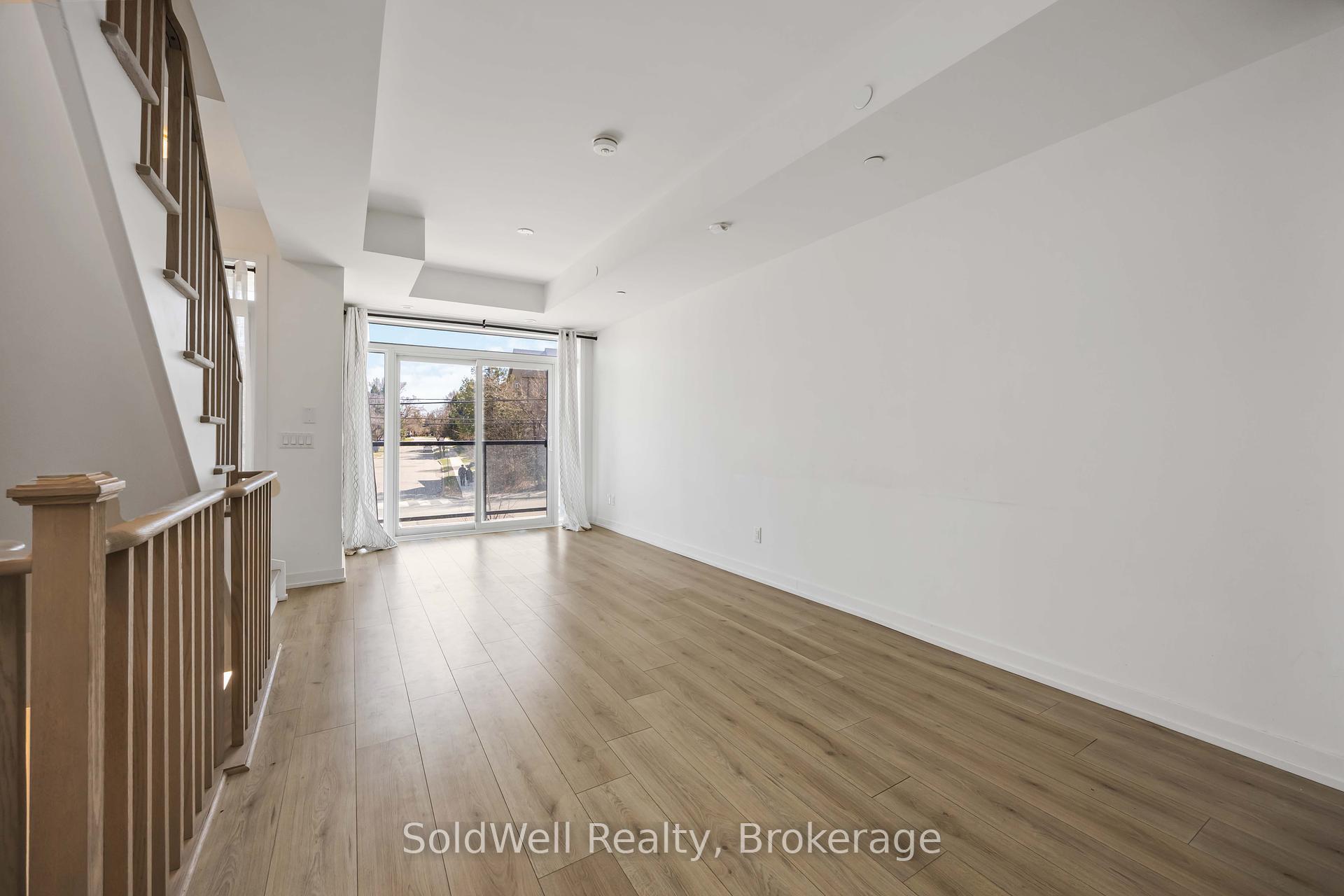 2 Bedrooms Condo at 266 Finch, Toronto For sale