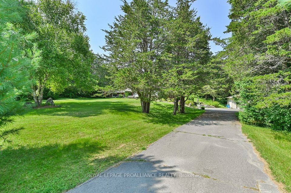 789 Hearns Road, Quinte West, ON K0K 2C0