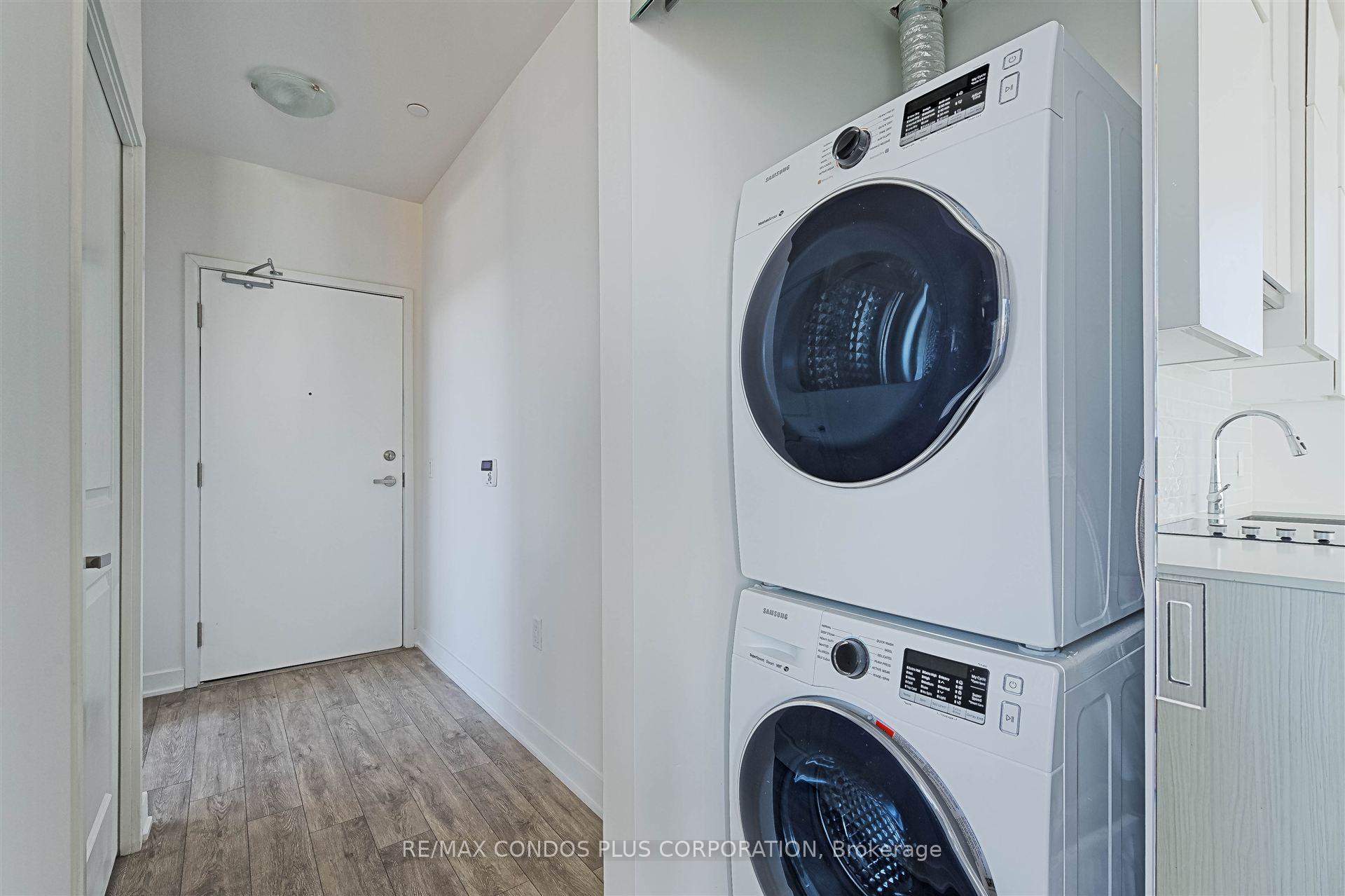 2 Bedrooms Condo at 195 Redpath, Toronto For sale