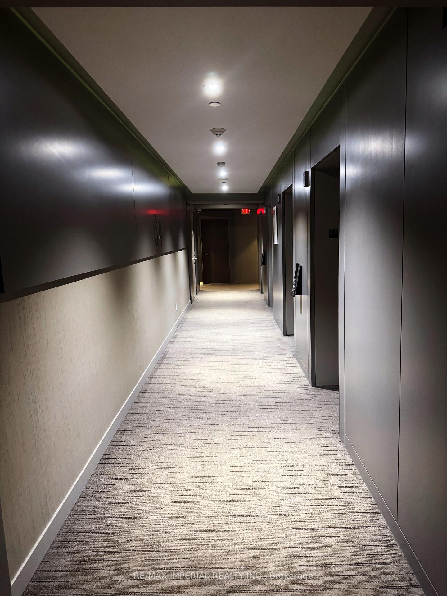 2 Bedrooms Condo at 1 Bloor, Toronto For sale
