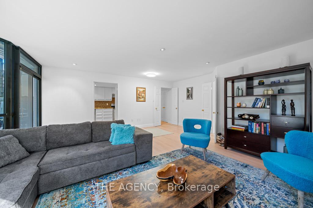 2 Bedrooms Condo at 211 St Patrick, Toronto For sale