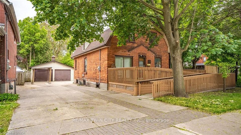 109 Sheridan Street