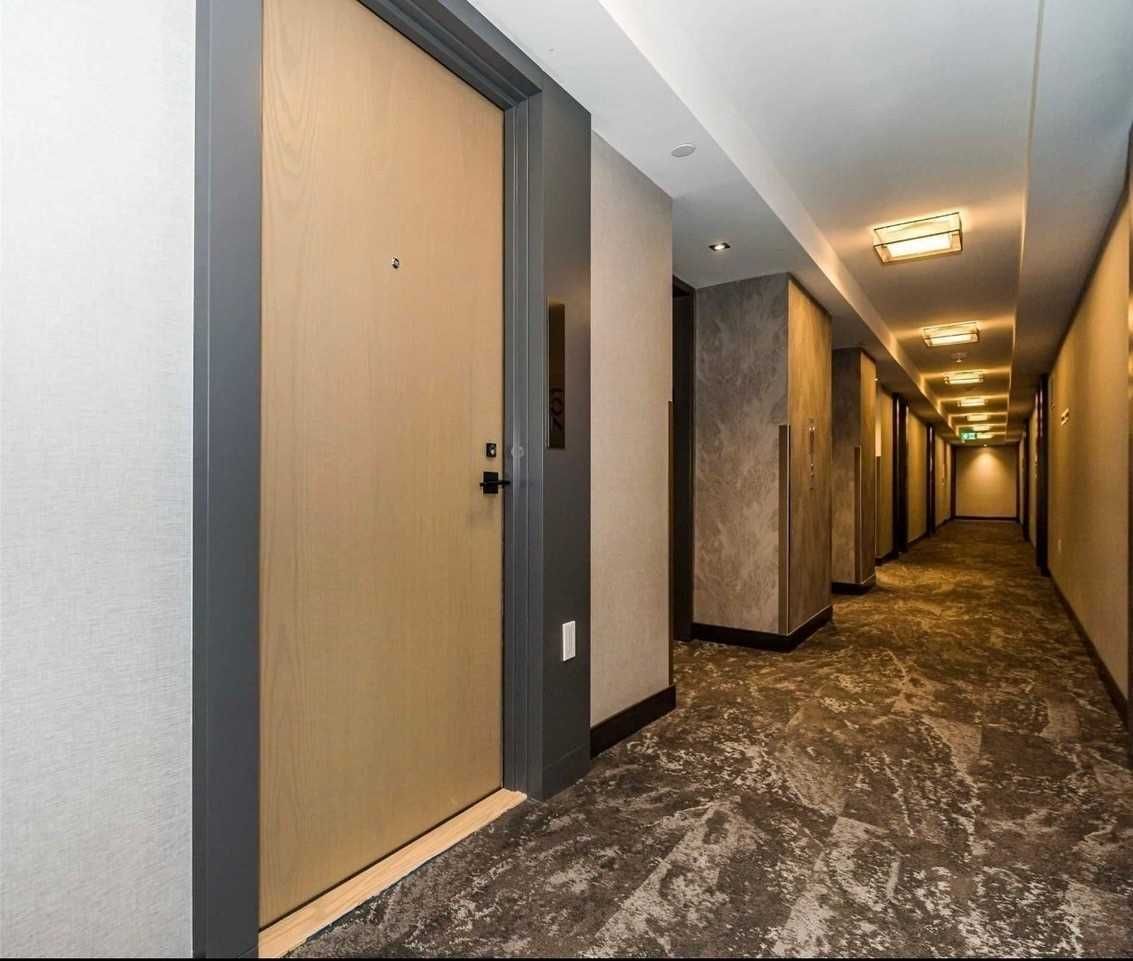 225 Village Green Square 701