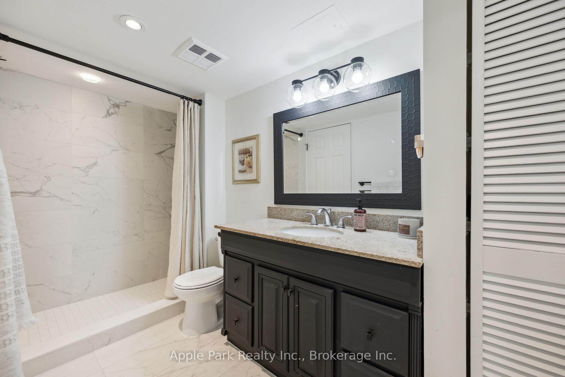 2 Bedrooms Condo at 1450 Glen Abbey,  Oakville For sale