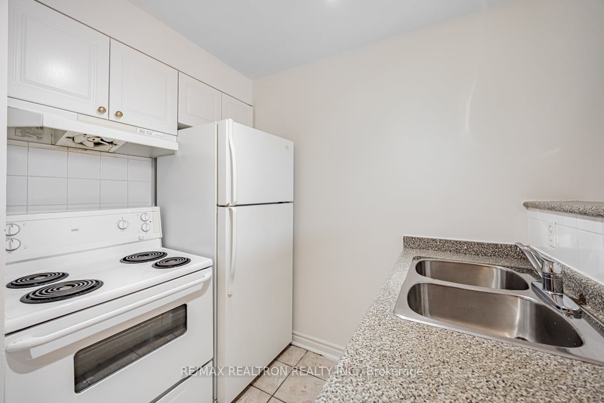1401 Dupont Street, #225