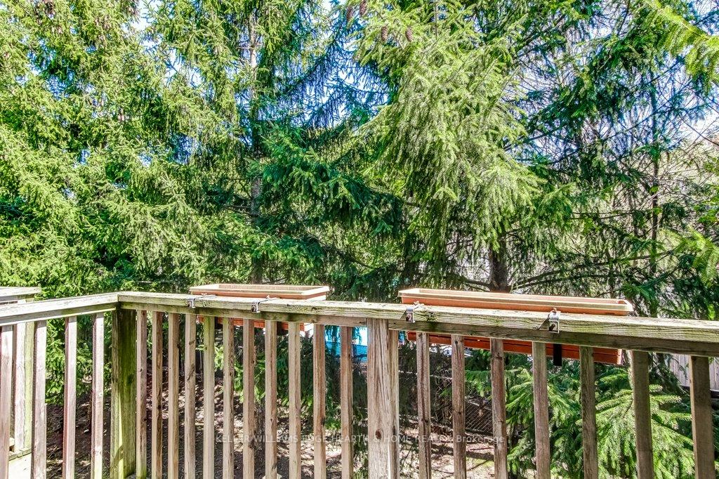 3 Bedrooms Condo at 4262 Ingram,  Burlington For sale