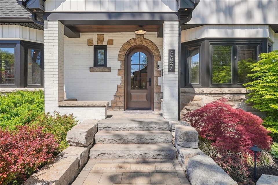 387 Seneca Avenue, Burlington, ON L7R 3A1