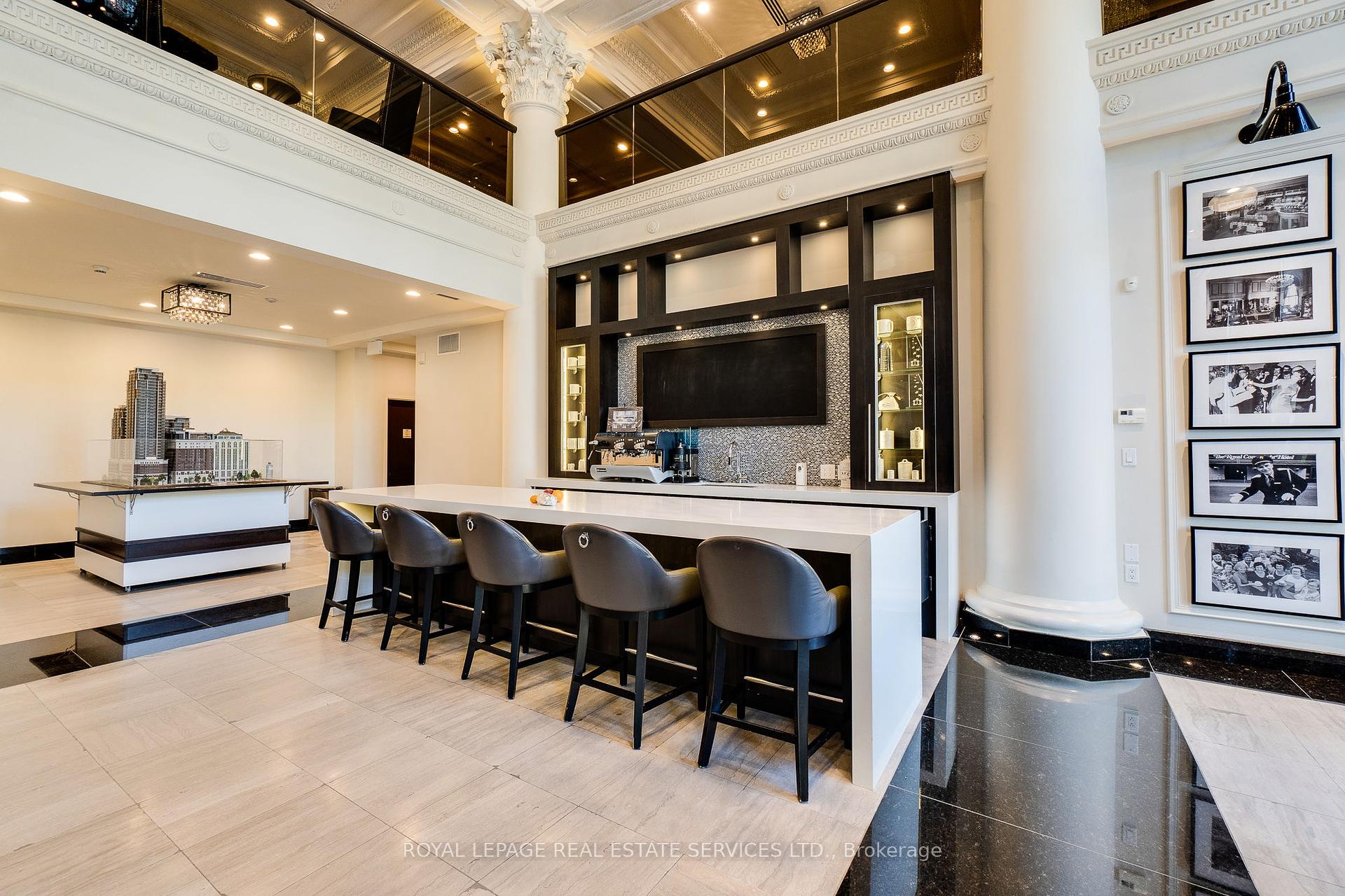 1 Bedroom Condo at 112 King, Hamilton For sale