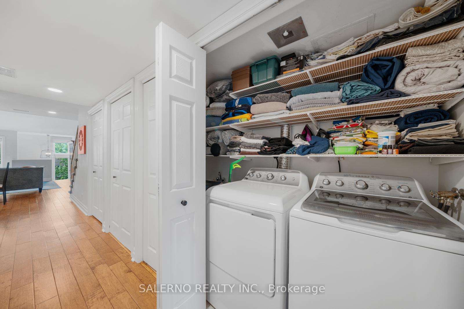 3 Bedrooms Condo at 128 Aerodrome, Toronto For sale
