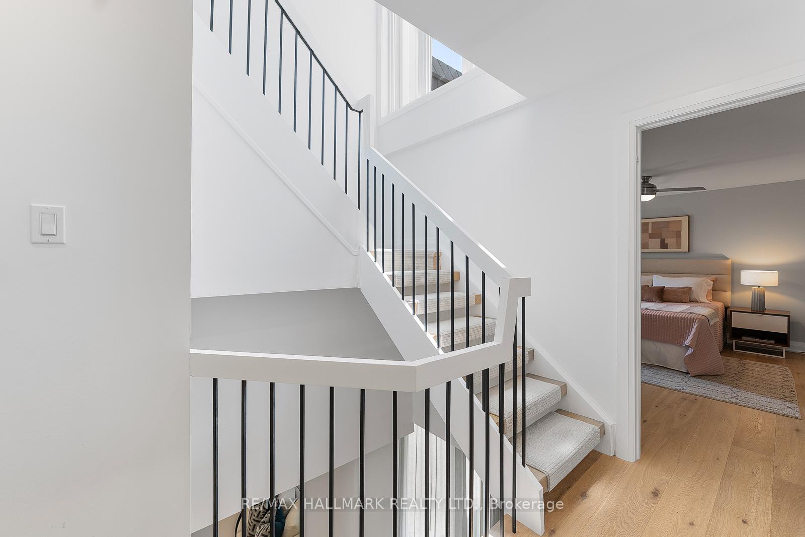 4 Bedrooms Condo at 95 Summerhill, Toronto For sale