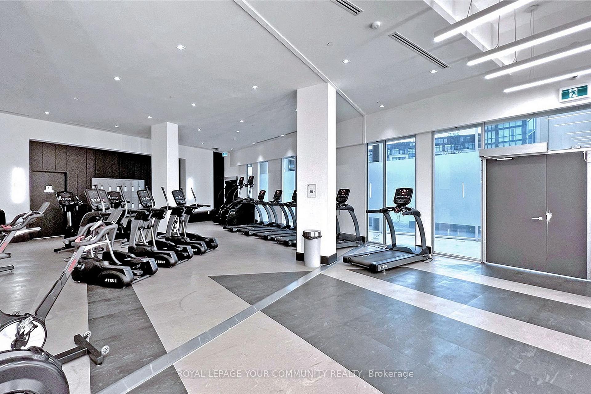 2 Bedrooms Condo at 2908 Highway 7, Vaughan For sale