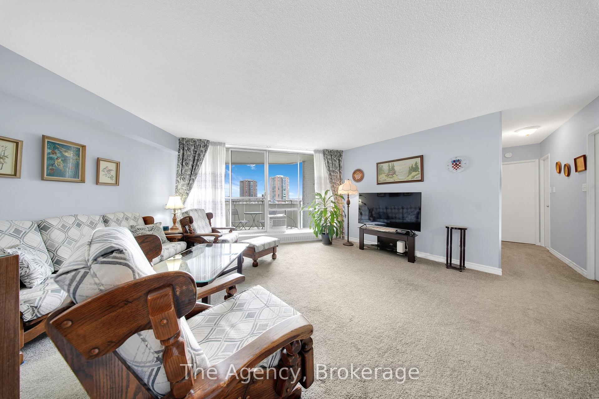 2 Bedrooms Condo at 330 Dixon, Toronto For sale