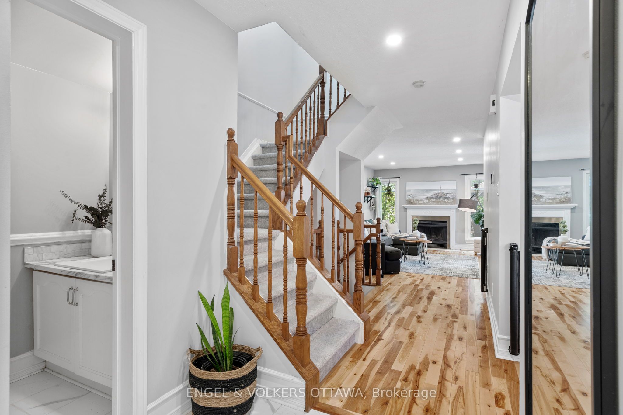 92 Markland Crescent
