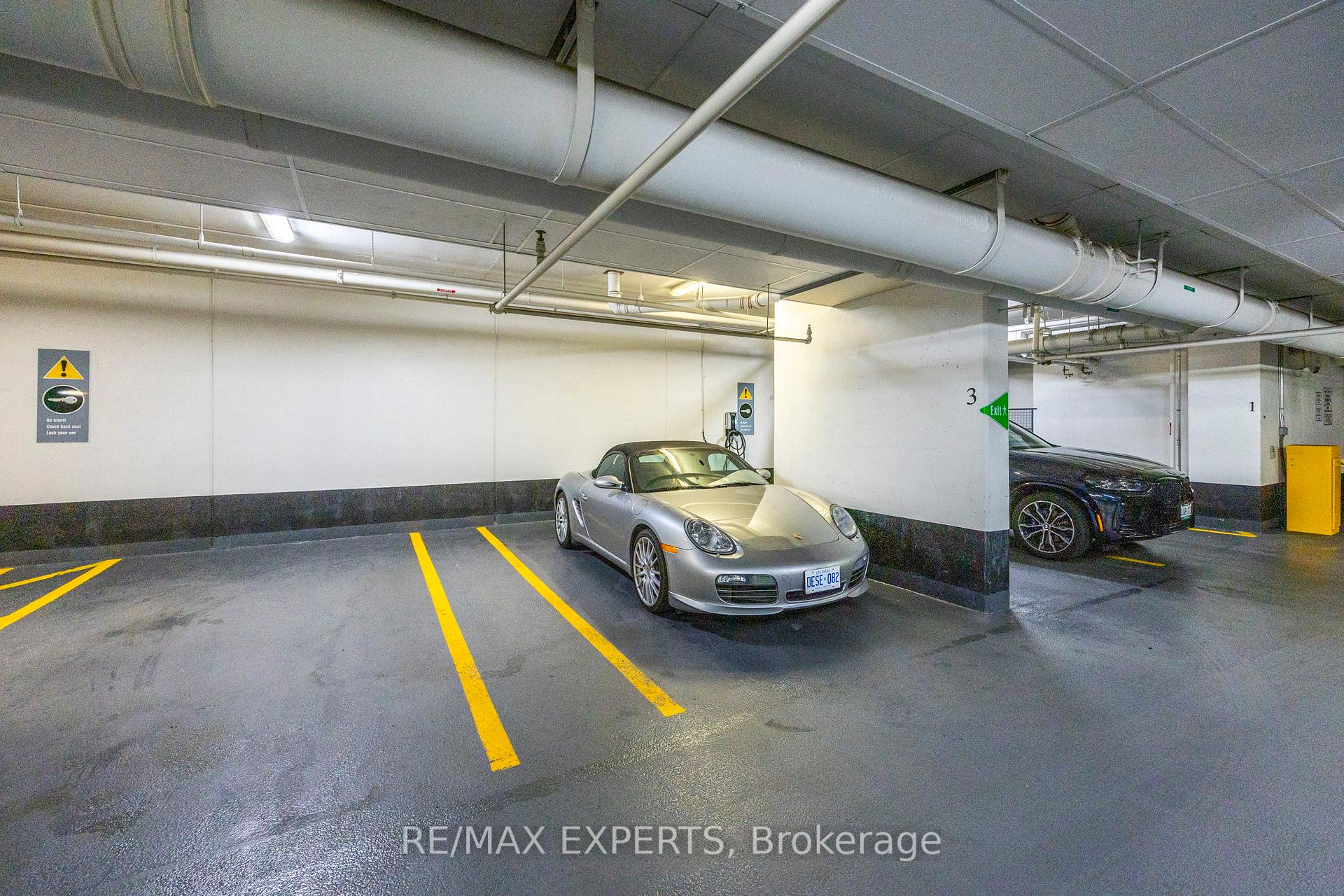 1 Bedroom Condo at 17 Zorra, Toronto For sale