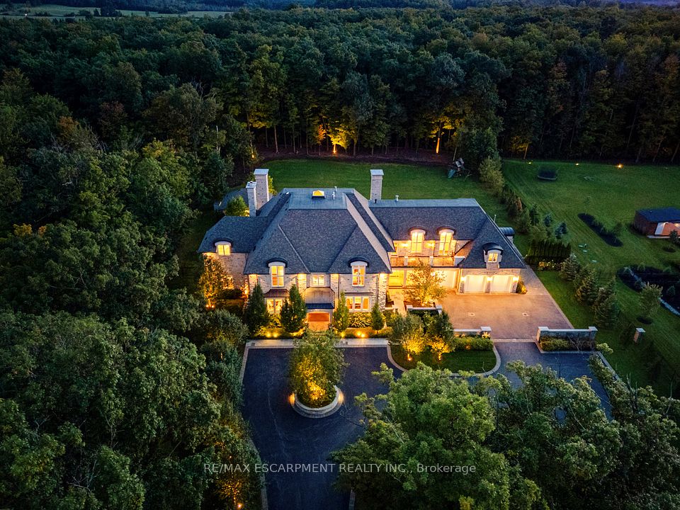4472 ESCARPMENT