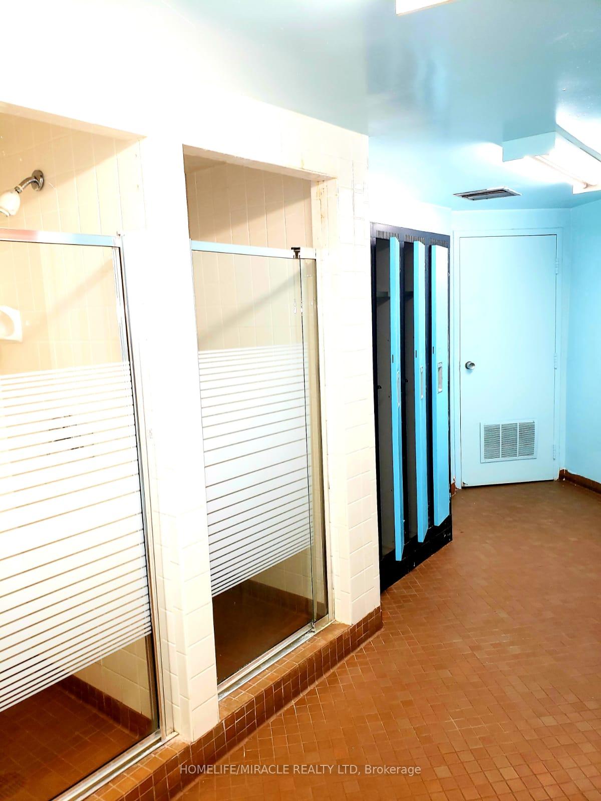 2 Bedrooms Condo at 121 Trudelle, Toronto For sale