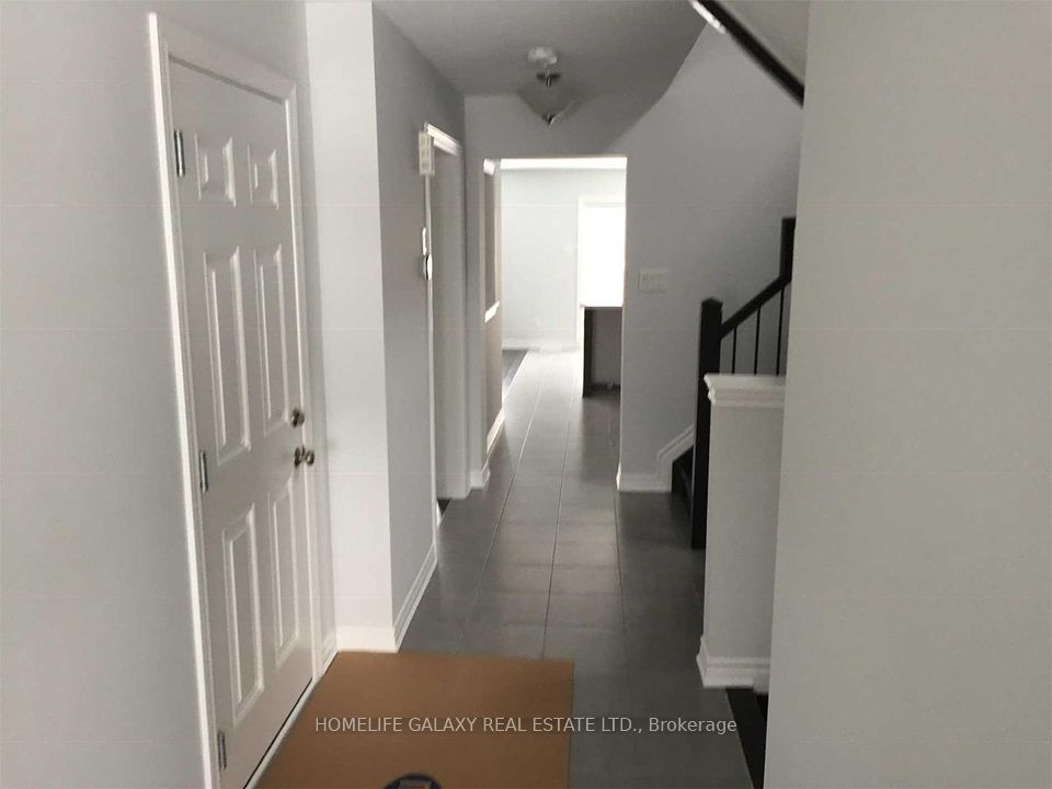 226 Ponderosa Street, Kanata, ON K2V 0J6