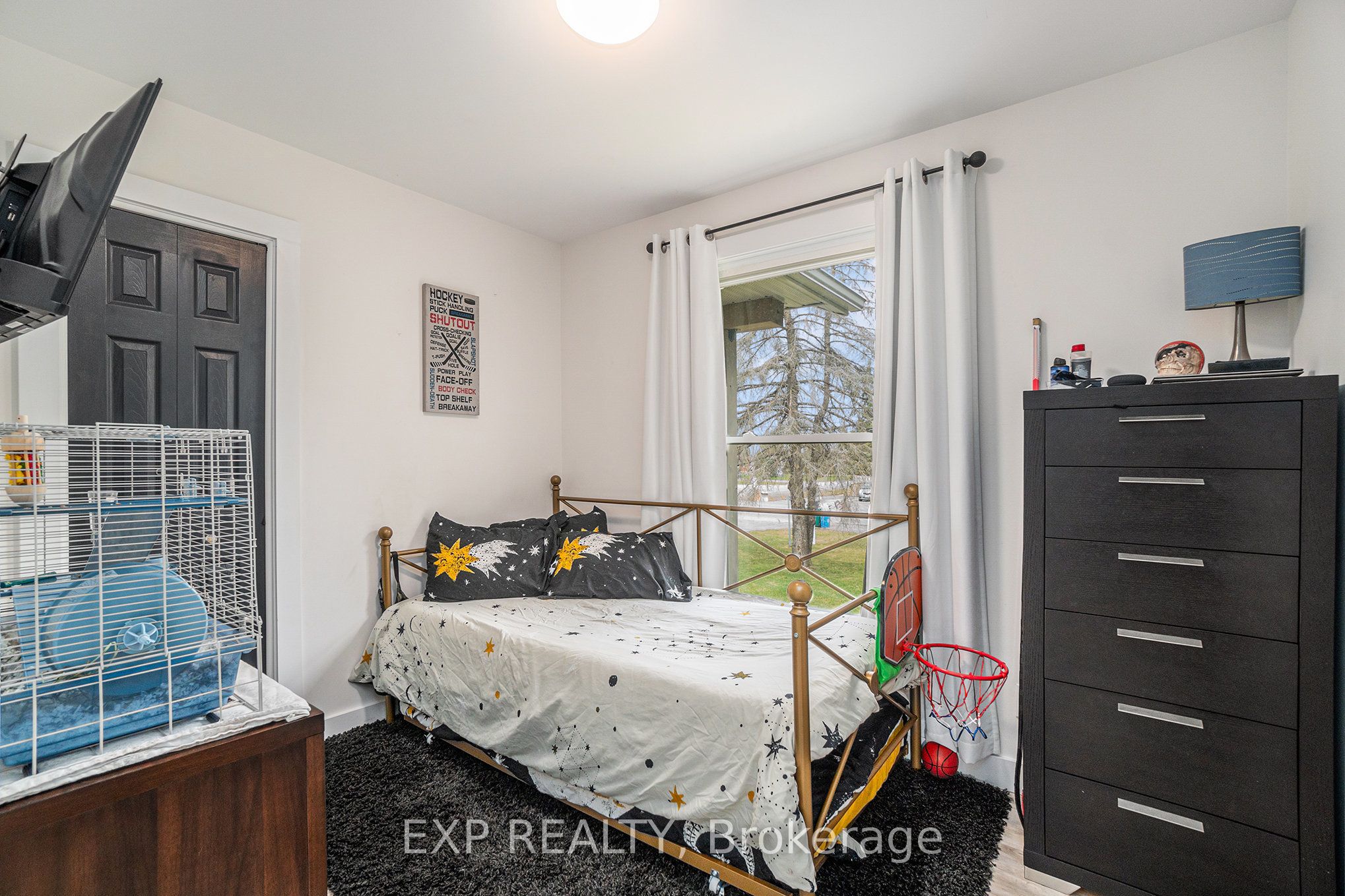 Listing picture