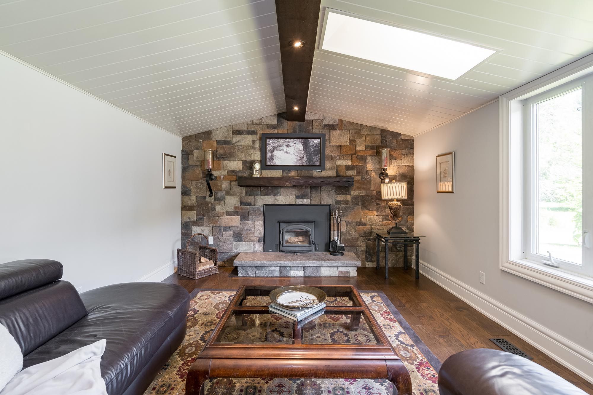 1602 Kale Drive Innisfil Ontario L9S 1X2