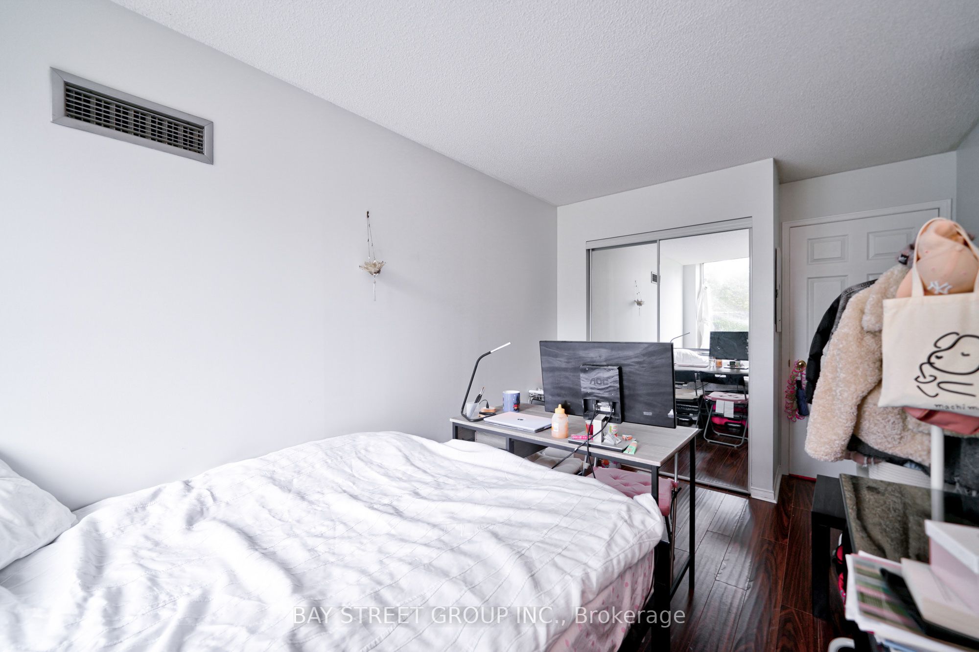 18 Pemberton Avenue, #106
