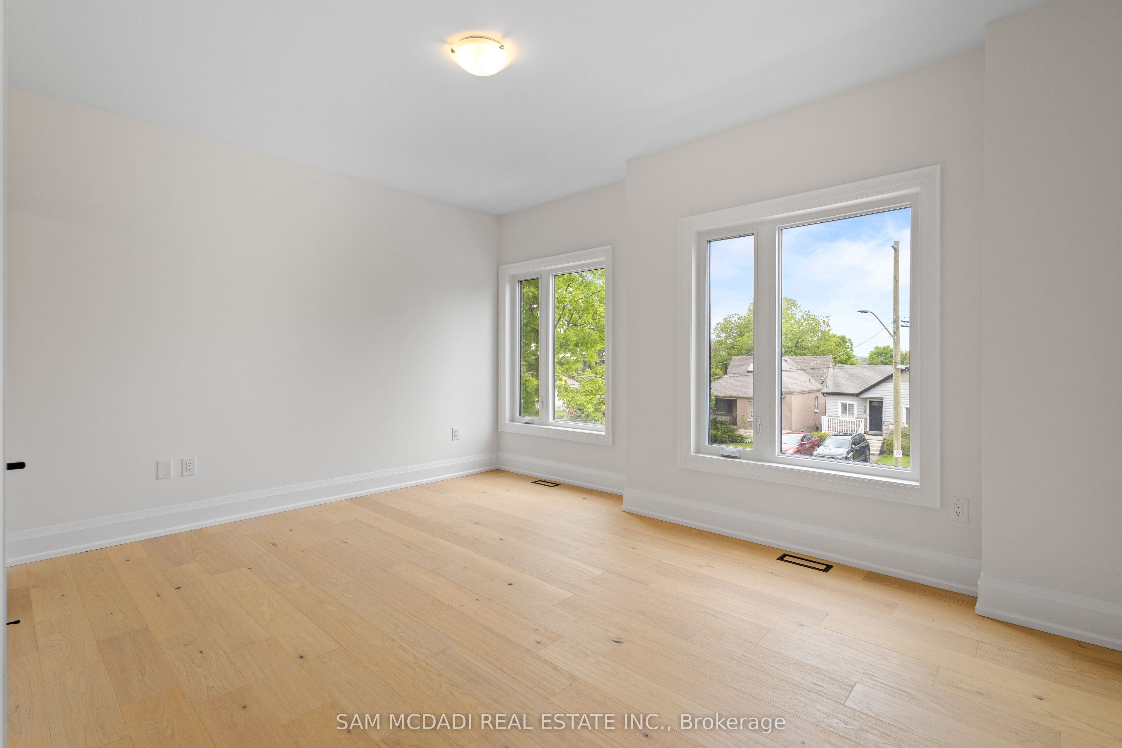1037 Meredith Avenue